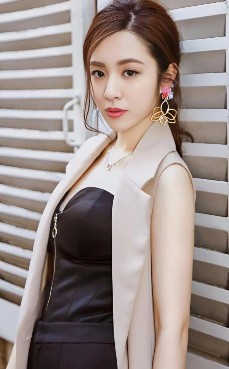 王晓晨：在生活褶皱里打磨演技的“钝感力”