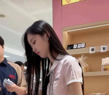 中国面包，8元6个，真香！??