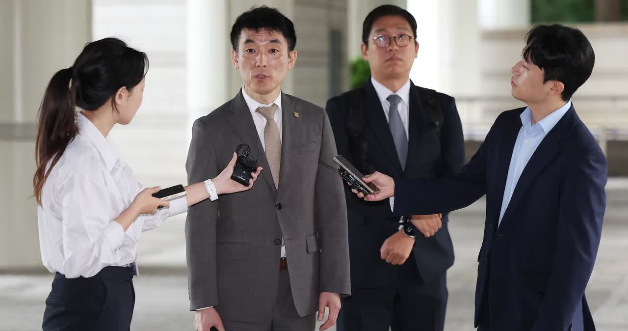 韩国前国防部长金龙显又出新招，指控特检法违宪，拖延庭审时间

12日韩国前国