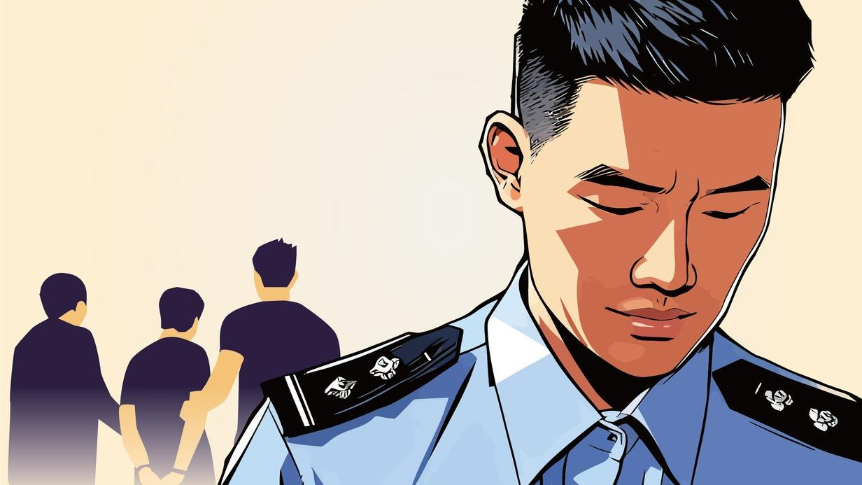 那件警服让我看到，流量时代最不堪的一角