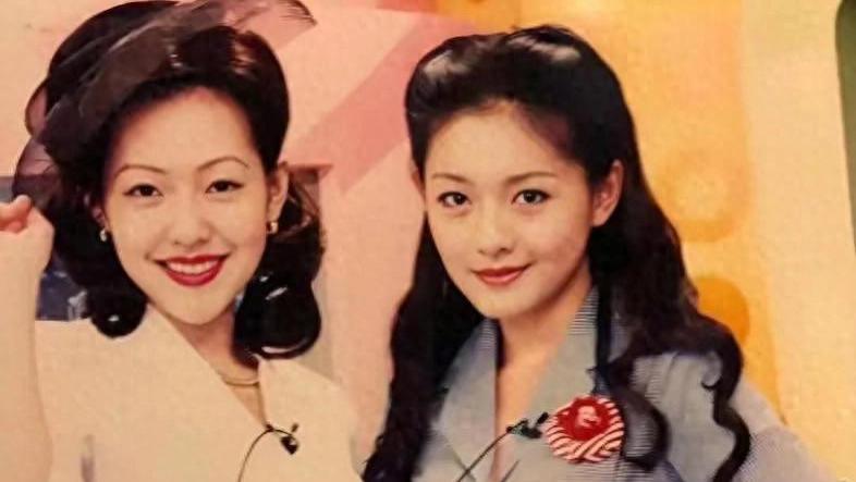 玥儿跟汪小菲一行亮相香港街头，被夸干净、漂亮，背影像极了大S