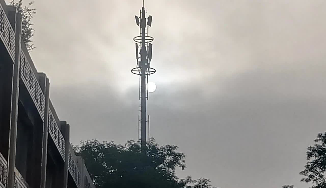 8月15日，阿拉斯加设了一场鸿门宴。普京冒着国际法庭通辑的风险，应邀特朗普的邀请