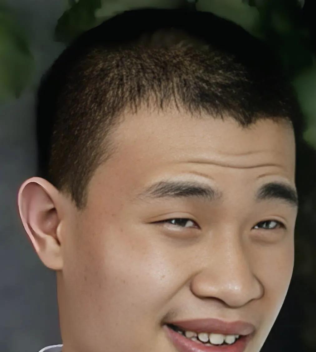 韦东奕的家人终于坐不住了。他是数学界不折不扣的天才，可现实存在一个棘手问题——他