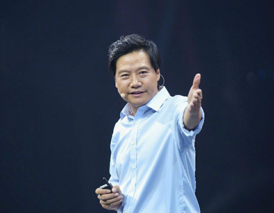 雷军发文祝理想公司十周年快乐被赞格局满满！
7月1日，雷军在个人社交平台发文，主