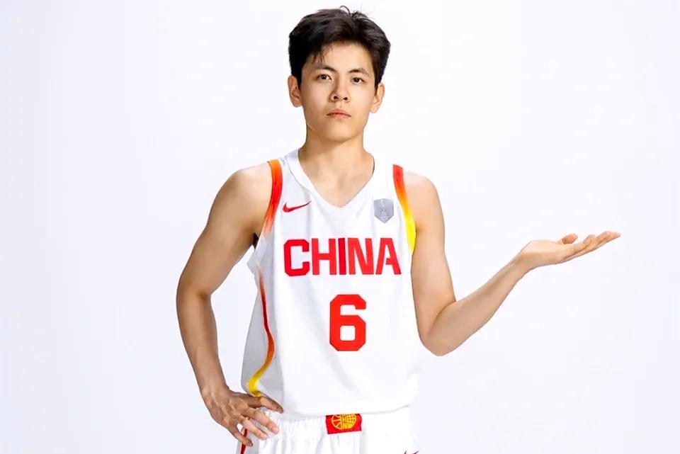 难道奥运会杨力维连续犯规失误中国女篮出局，郑微下课，姚明辞职和裁掉李梦，杨舒予进