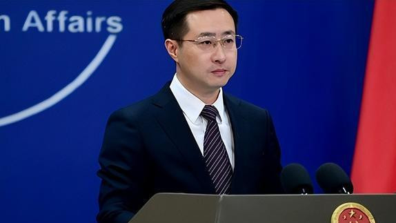中国精准管制稀土出口，美六代机被逼停，F47战机或成“落汤鸡”