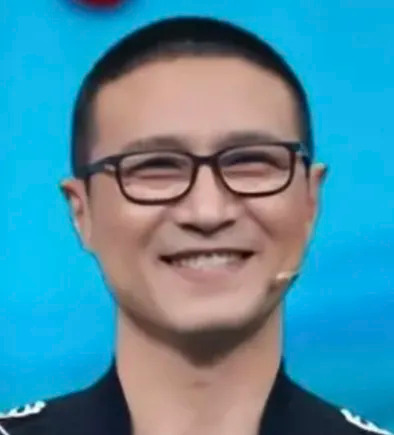 汪峰新疆录节目状态好

















惊天大反转！曾经的摇滚巨