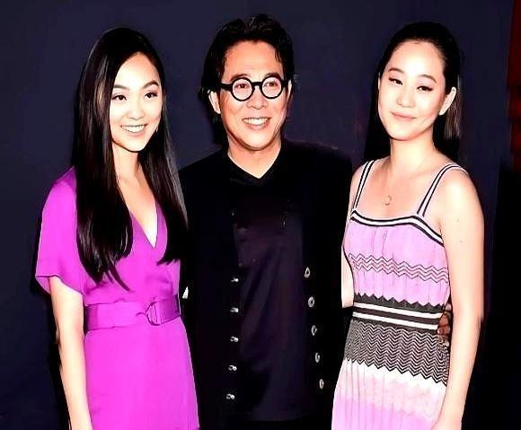 李连杰没儿子继承衣钵？别急！功夫巨星又不是种出来的！
好家伙，成龙大哥有儿子，结