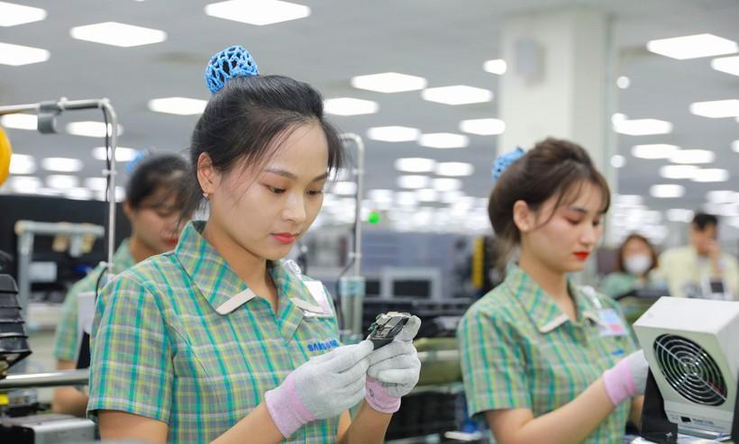 越南财政部就调整家境扣除决议草案征集意见，并建议于8月1日前送交财政部综合报告給