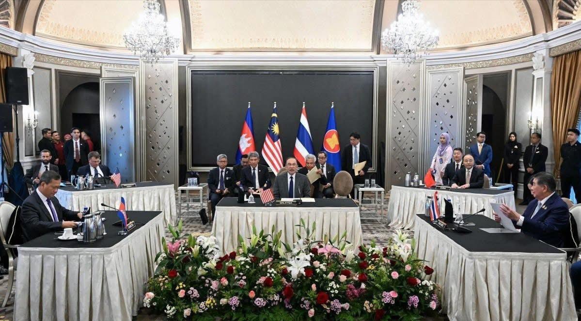 中国不主动都不行了，已经混成蓝星大哥了，大哥就是身不由己呀
最近东南亚出了件大事