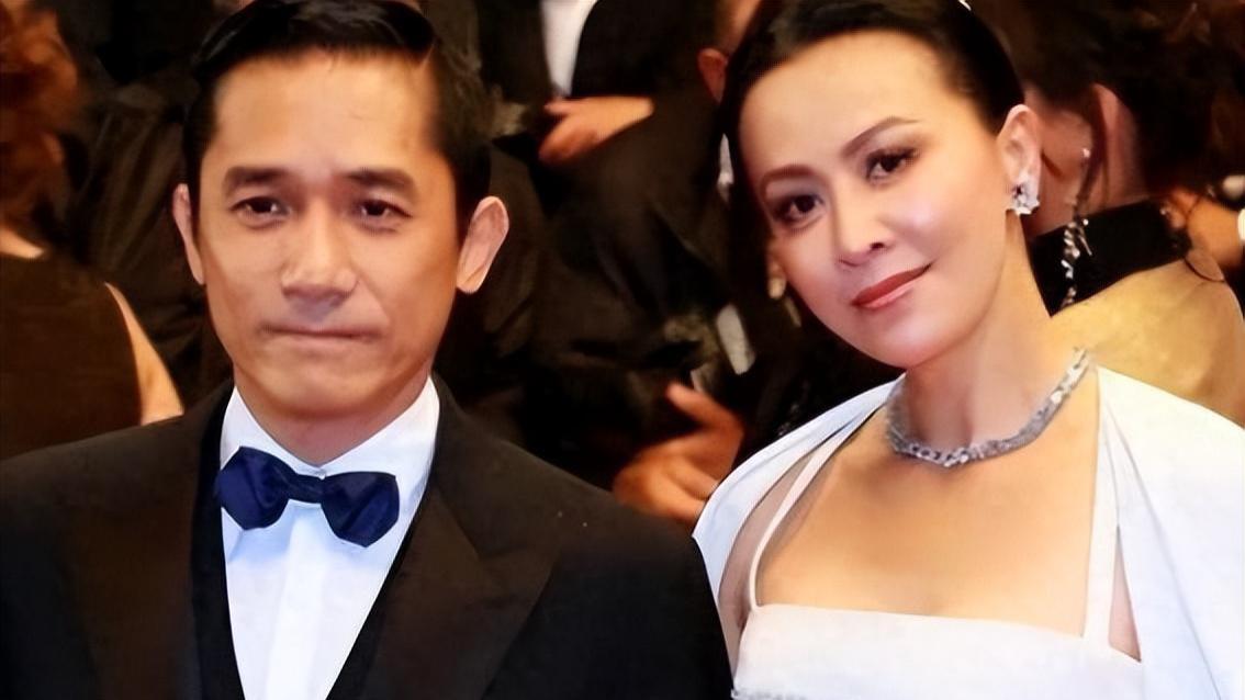 事实证明，62岁久居异乡无儿无女的梁朝伟，早已走上了另一条大道