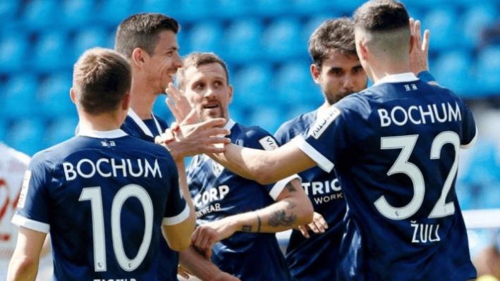 菲尔特 vs 波鸿：主场漏洞难补，客场反击正盛，这场德乙对决的天平已倾斜？