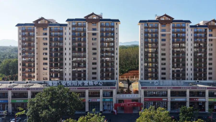 国企用心兑现！保亭大型安居房，交付现场氛围感拉满！