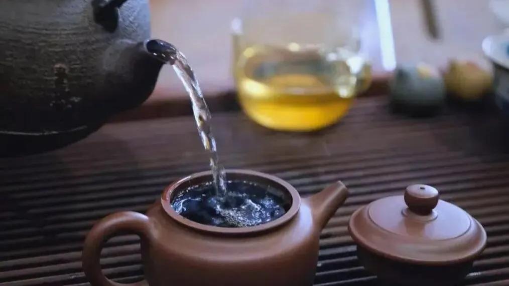 婺源茶亭"烧茶礼客"