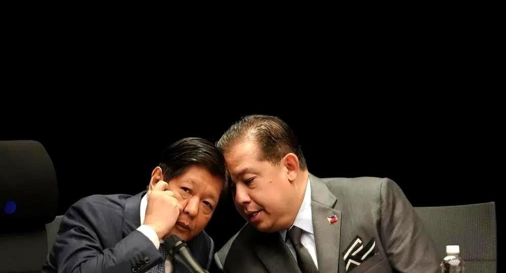 同事公然反对领导的下场











---











一个