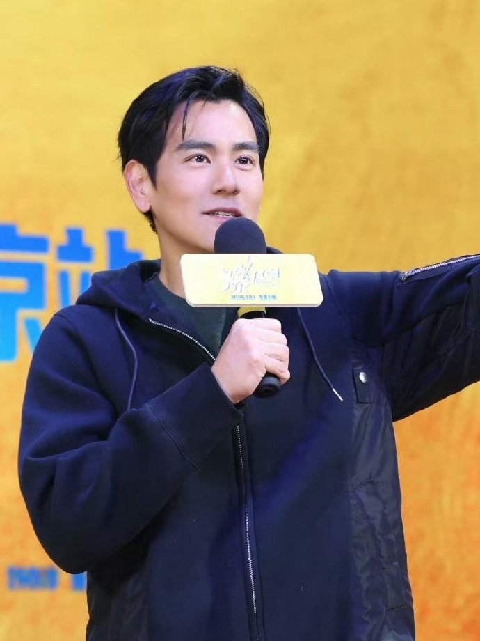 谁还没被《爆水管》的剧组日常笑到？