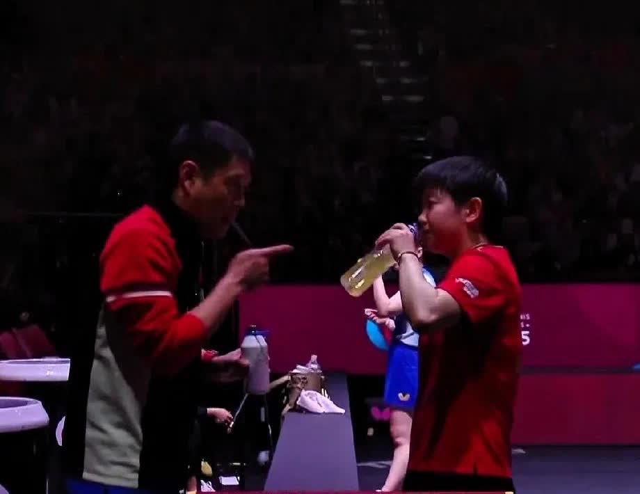 世乒联瑞典大满贯女单封后，孙颖莎最应该感谢的五个人

一、总教练——李隼
