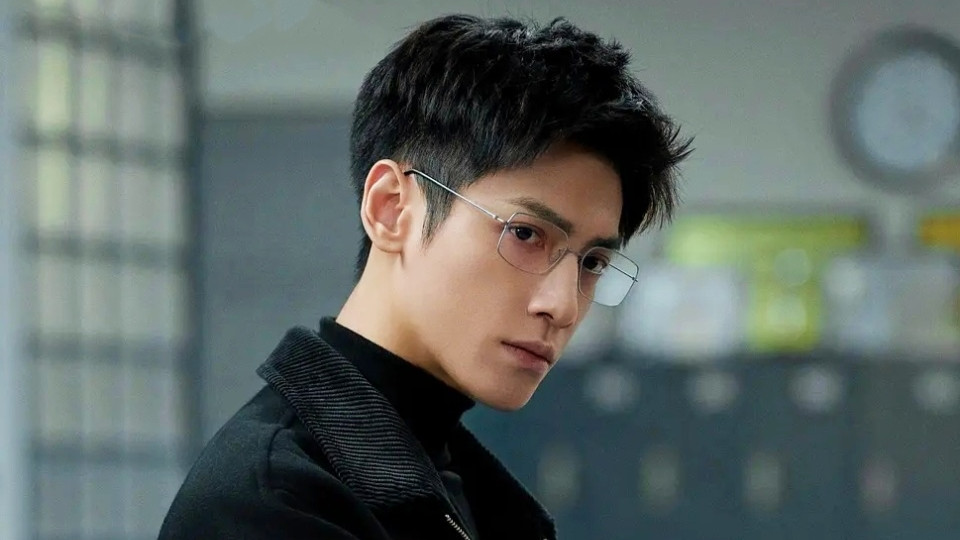 仅播6集，就夺下热榜第一，这才是内娱顶流该有的实力！