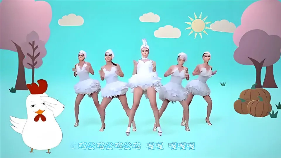 赚够了生活的苟且，才有资格追寻远方：王蓉的神曲人生告诉我们什么？