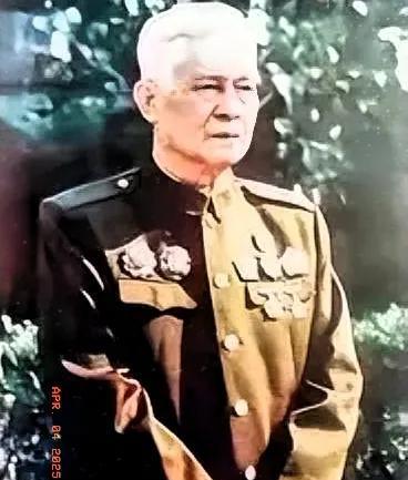 1984年老山战役最惨烈时，有位开国少将把六个儿女全送上前线。更绝的是，他大儿子