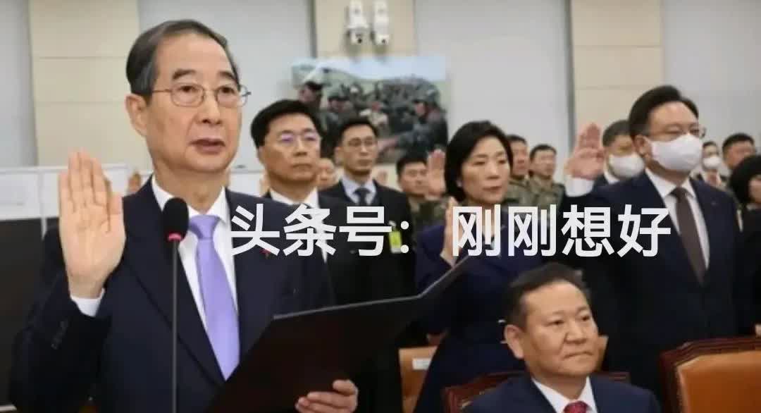 今天，凌晨04:40出来，
昨天，上午10点进去。
尹锡悦的左膀右臂，历时1