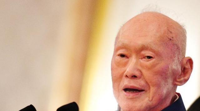 一位新加坡华人终于说了实话，他表示，在新加坡的华人，根本不在乎中国到底好不好，很