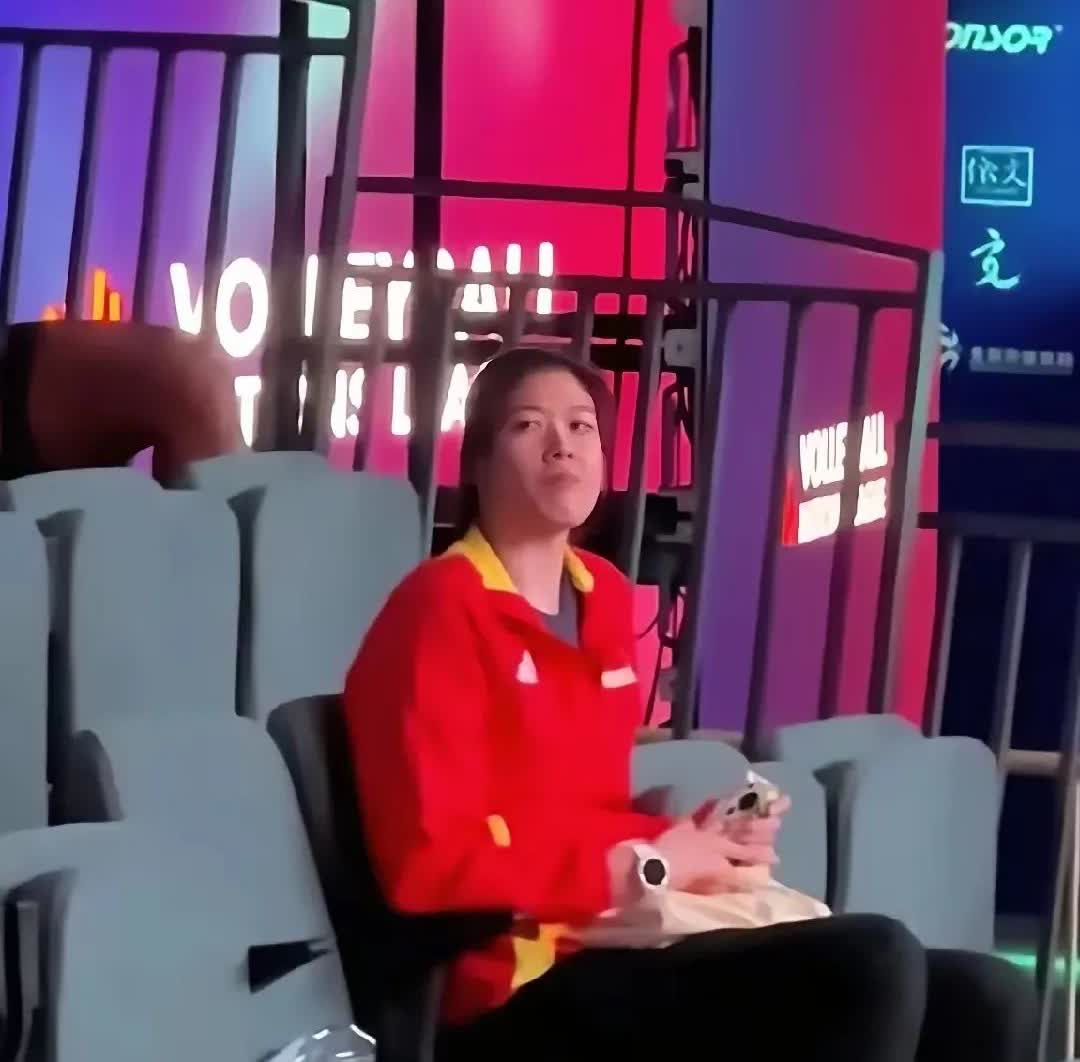 中国女排缺少旗手。中国大学生女排折戟大运会，天津球员王艺竹表现差强人意，被球迷质