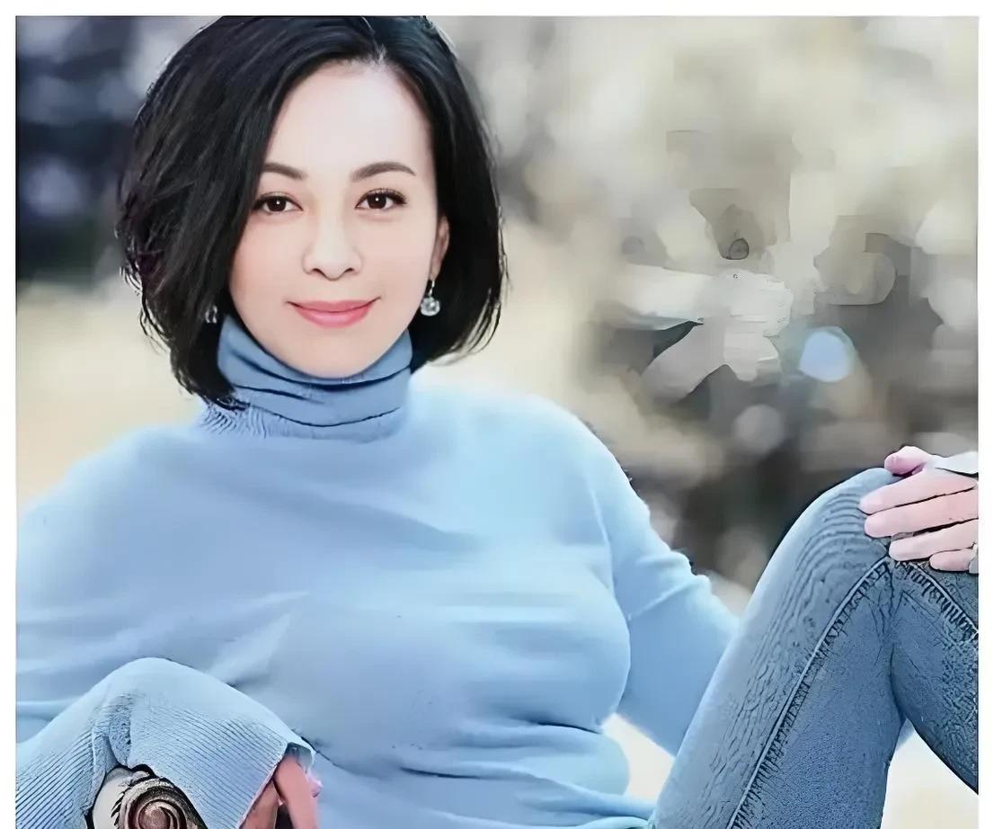 王琳比林心如大六岁，在《情深深雨蒙蒙》中，她们俩饰演的是一对母女。
《情深深雨蒙