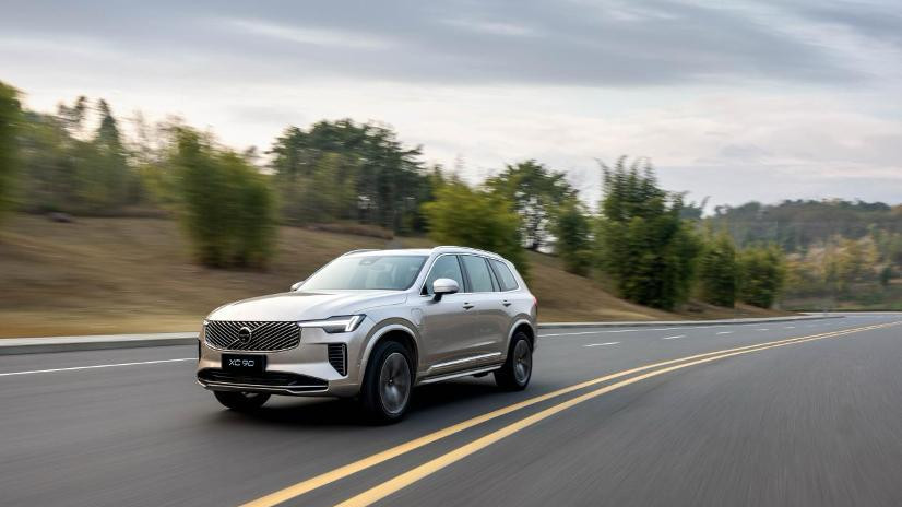 六座+插混 沃尔沃全新XC90上市即“王炸”