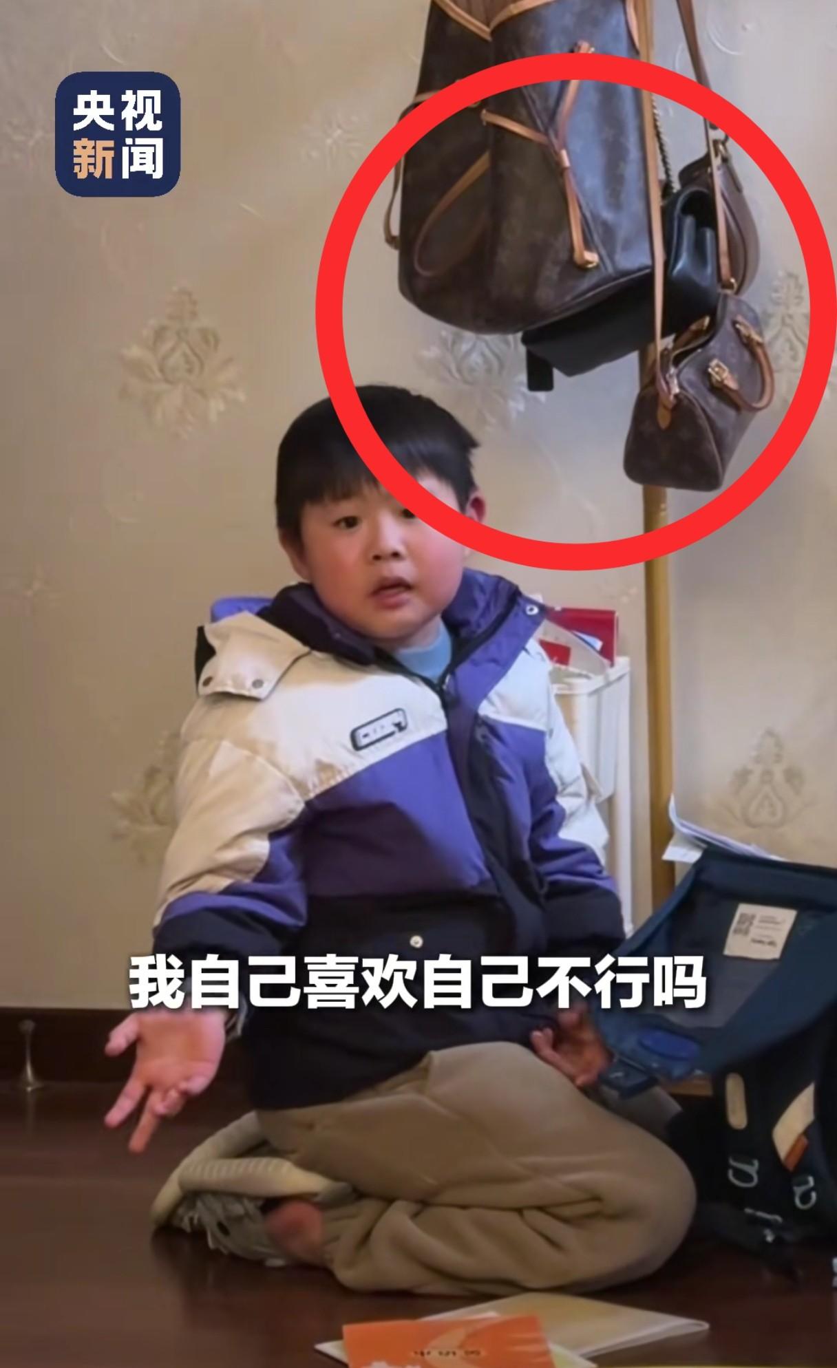 央视新闻“翻车”？视频中小海哥的自信，引来网友热议。



最近，央视新闻发布的