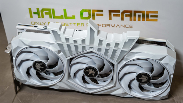 一切只为性能！影驰RTX 5080 HOF OC LAB Deluxe-X显卡开箱