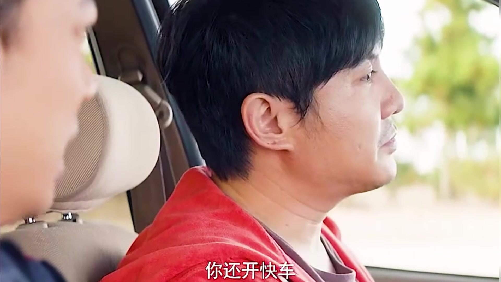 这两哥们考个驾照也不安分