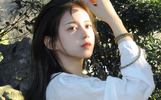 前世被资助生冒充，害我坠楼惨死！重生归来，必让全家跪求原谅