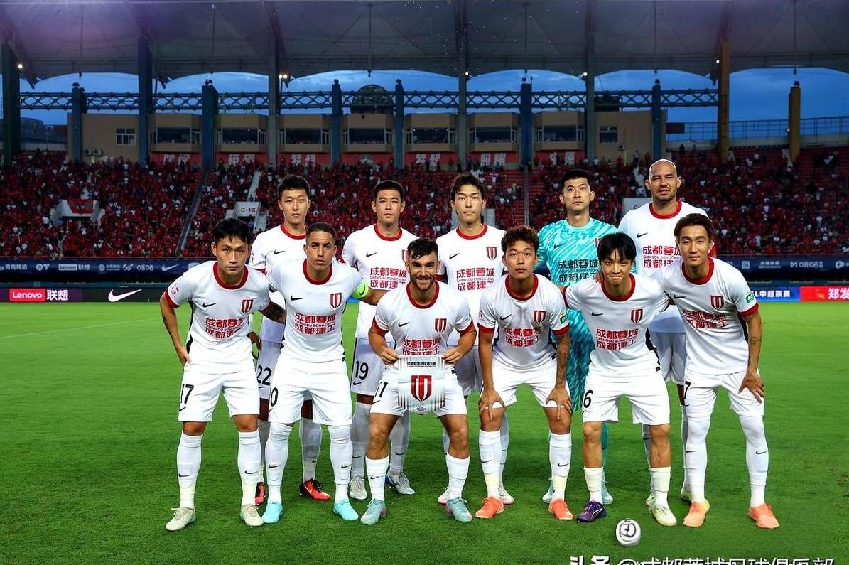 比赛结束后，成都蓉城队主教练徐正源出席了赛后新闻发布会，他在点评本场比赛时表示：