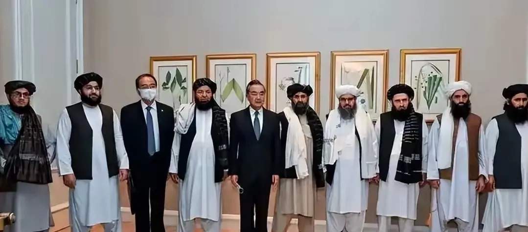 阿富汗示好中国，有啥大动作











简直让人跌掉下巴！阿富汗突然对
