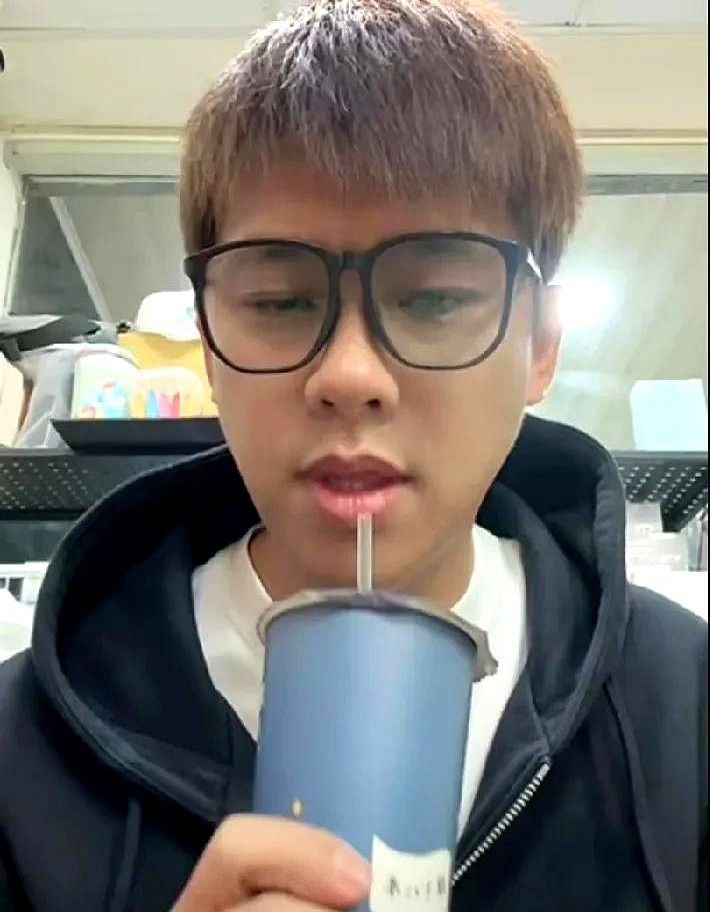 大S事件疑点重重











大S一家举动太反常！又是叫救护车不验血，