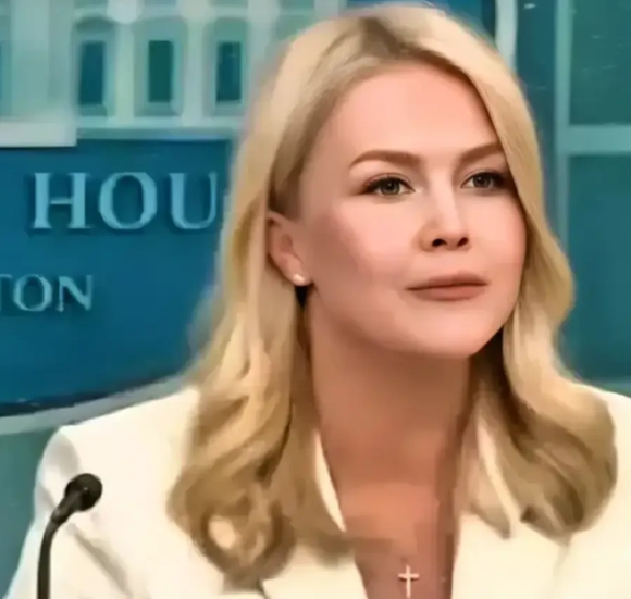 美国是急了还是傻了？
美国想通过制裁迫使东方大国低头，让东方大国屈服于美国的威逼