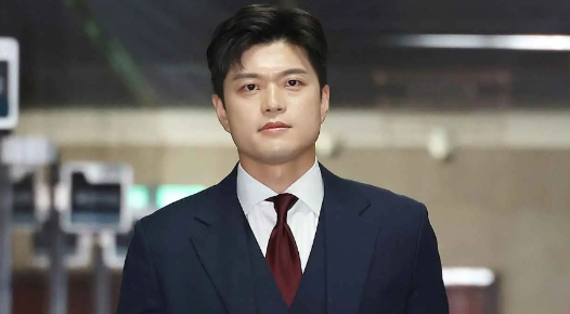 [快讯]国民力量党紧急对策委员长金勇泰针对李在明总统提出质疑："请回答是否有意愿