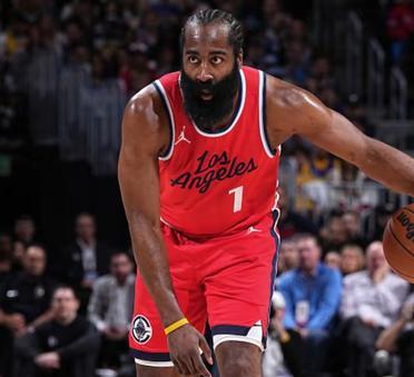 今日NBA季后赛最佳对决“快船VS掘金”，这才是球迷希望看到的比赛，双方针尖对麦