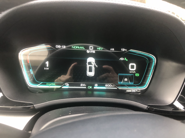 你们Dmi停车会跑电吗
我问身边的 都不跑电，我的停车嘎嘎的跑电，早上8点停车 