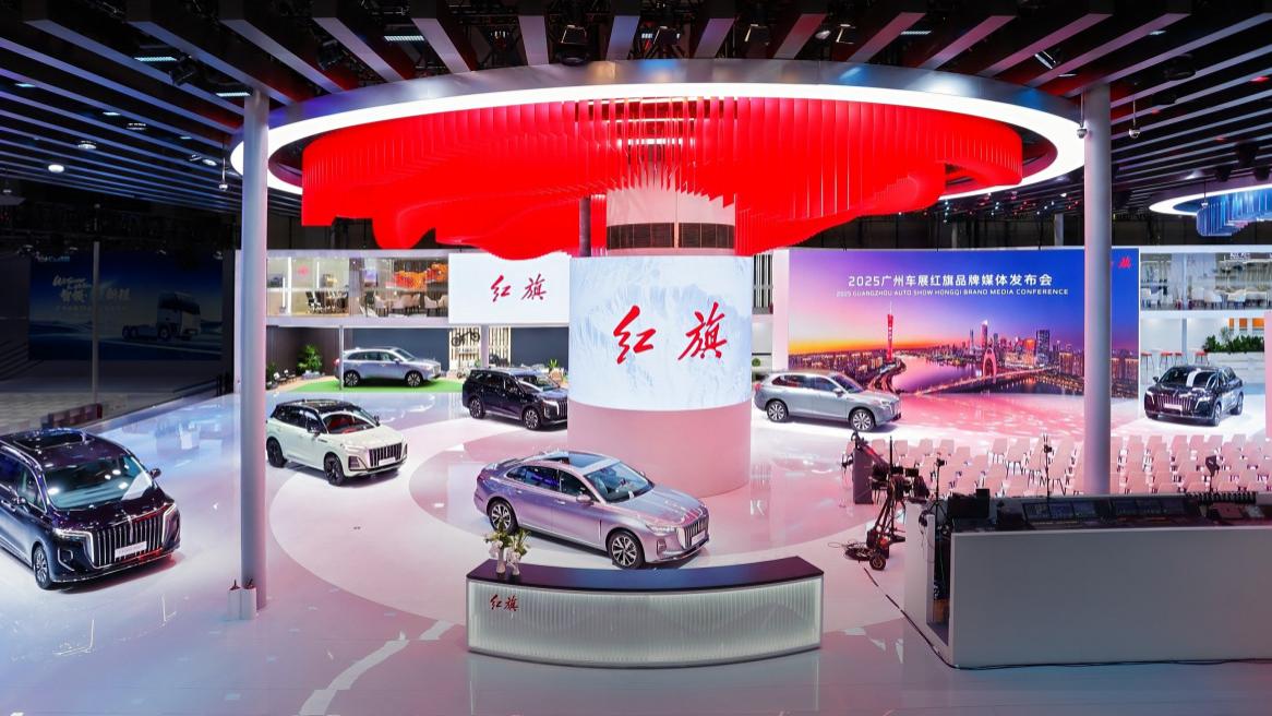 东方美学遇上亲民价！红旗 HS6 PHEV破局17-22 万级插混差异化