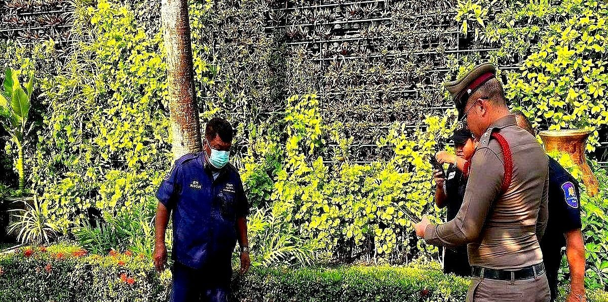 泰国女子跳楼事件











不敢相信！就在上周，泰国芭提雅一公寓，一