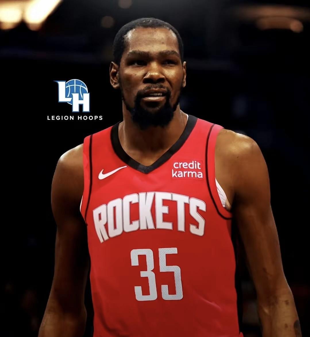 8月11日，NBA传来两个惊爆消息。
1、杜兰特新合同金额曝光
火箭队预计为杜兰