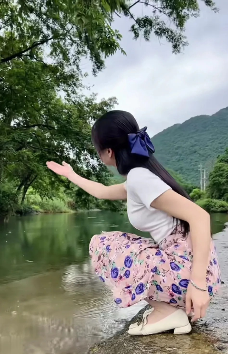 突然有种强烈的无助感……

昨晚老公有应酬，喝多了，是一男一女两个同事给送回