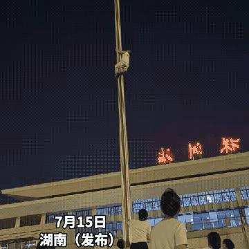 这就是当年打得太多的结果！所以说，小孩要趁早打……[捂脸][捂脸][捂脸]