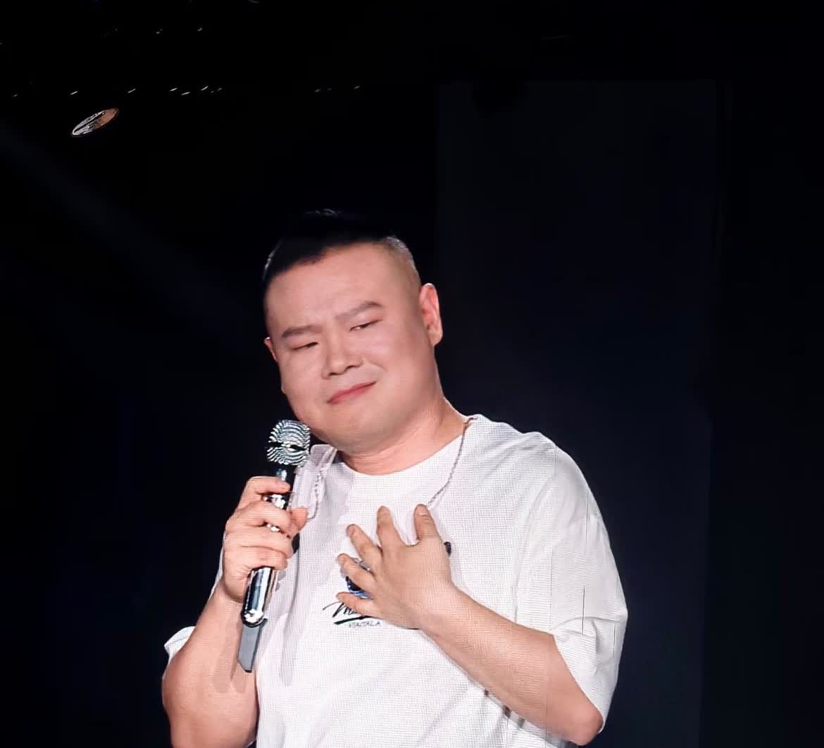 看了岳云鹏的演唱会
突然就明白他为啥人气那么高了
建议小沈阳也学学岳云鹏
