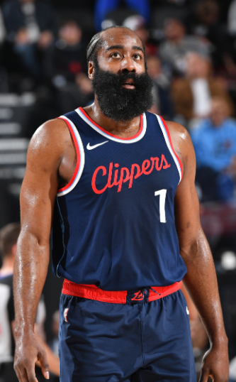 总有人说你老了，说你脚步慢了，说你突破没了当年的锐度，甚至揪着你那几次传球说你甩