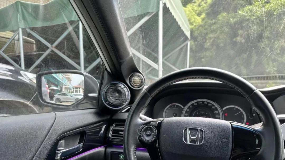 日系车音响改装避坑指南：这些误区会让你的钱“打水漂”