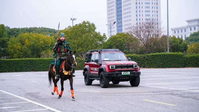 越野玩家福利，BJ40家族上新三款车，北京越野中国大环线同步启程