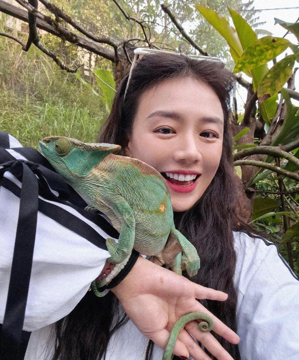 这趟《花少》旅行，
马思纯差点就后悔了，
不是后悔去了，
而是后悔没有早一点答应